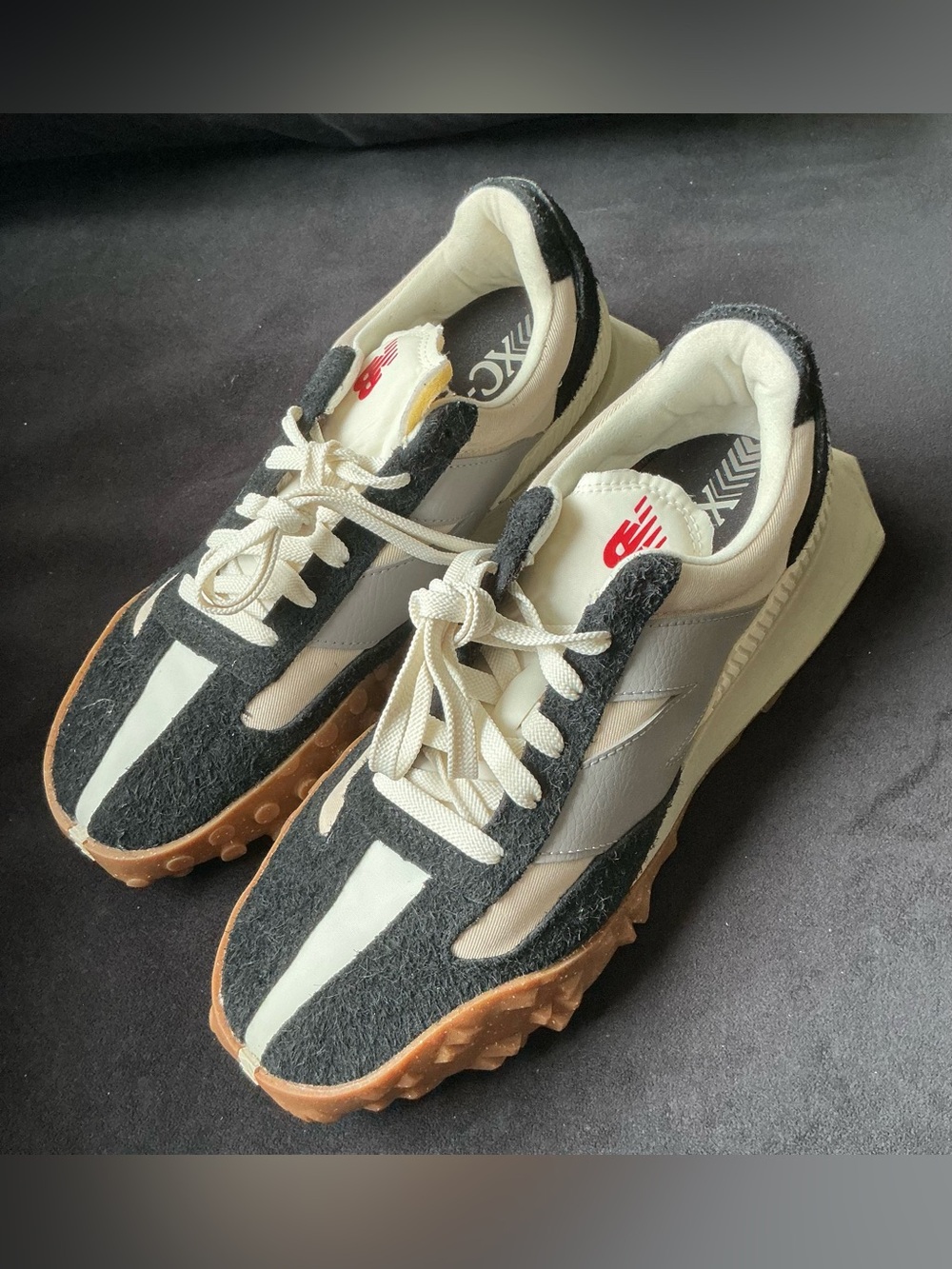 New Balance Men’s Cream, Black & Gum Retro Trail Sneakers